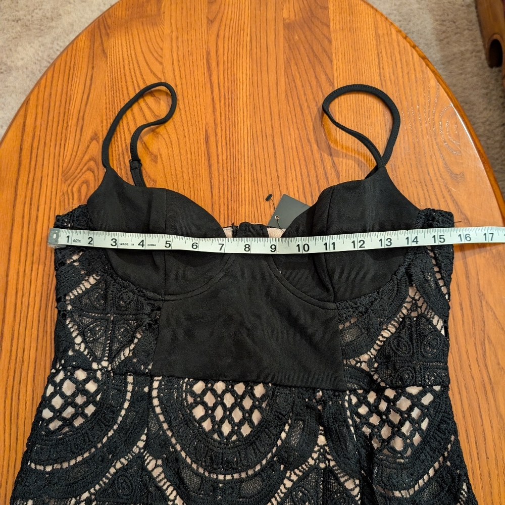 J Lux Label Black Lace Spaghetti Strap Plunge Dress, Size M - NEW - Picture 4 of 13